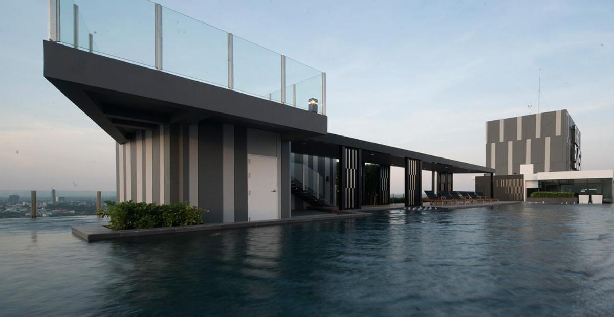 The Base Central Pattaya By Wcc Lejlighed Eksteriør billede