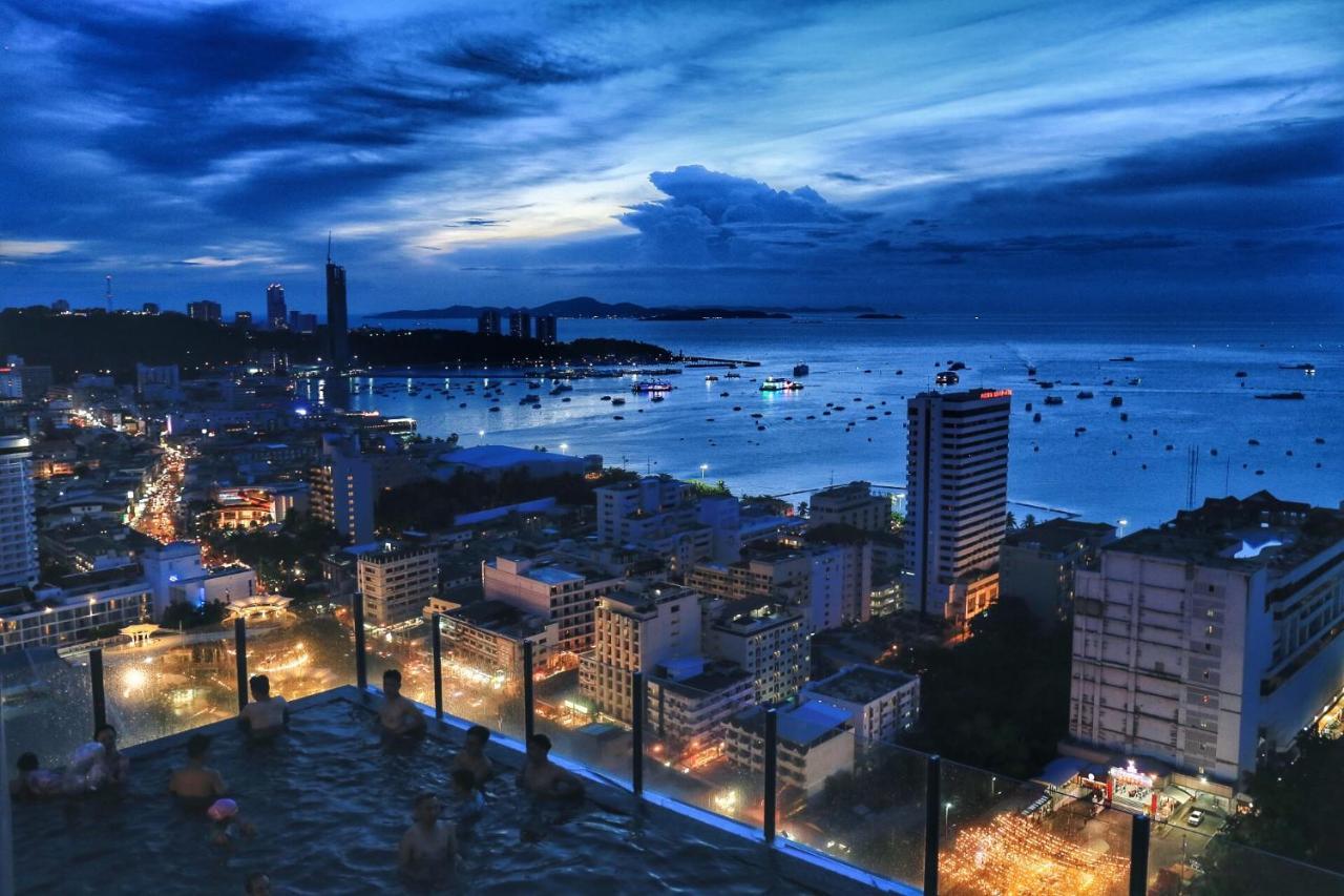 The Base Central Pattaya By Wcc Lejlighed Eksteriør billede