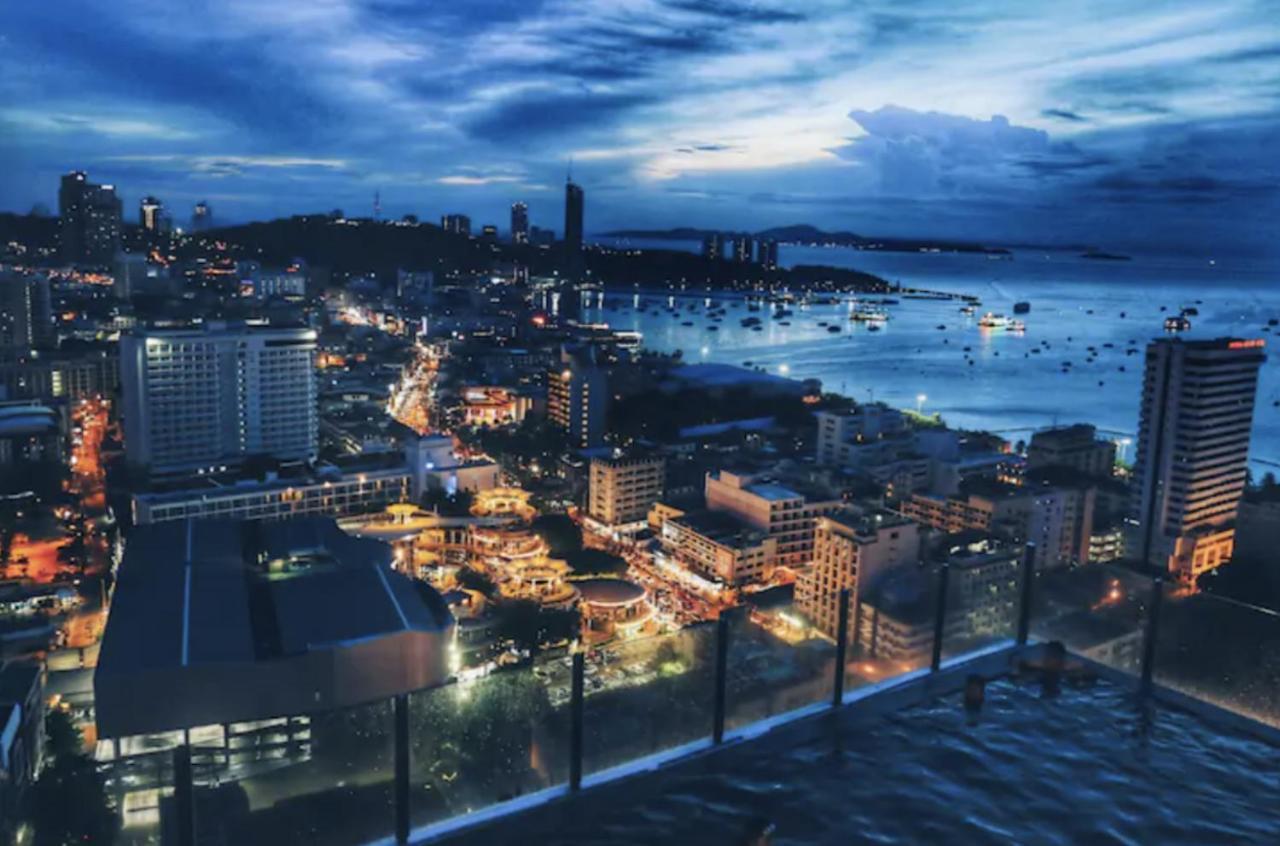 The Base Central Pattaya By Wcc Lejlighed Eksteriør billede