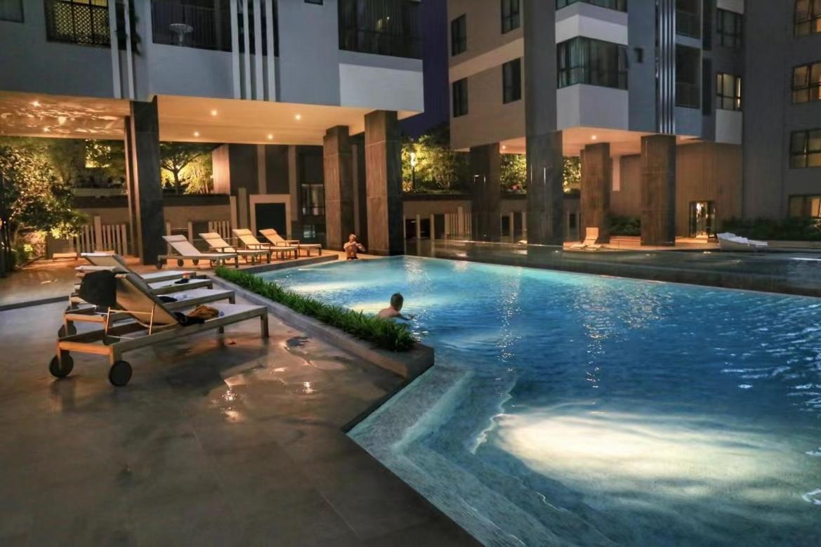 The Base Central Pattaya By Wcc Lejlighed Eksteriør billede